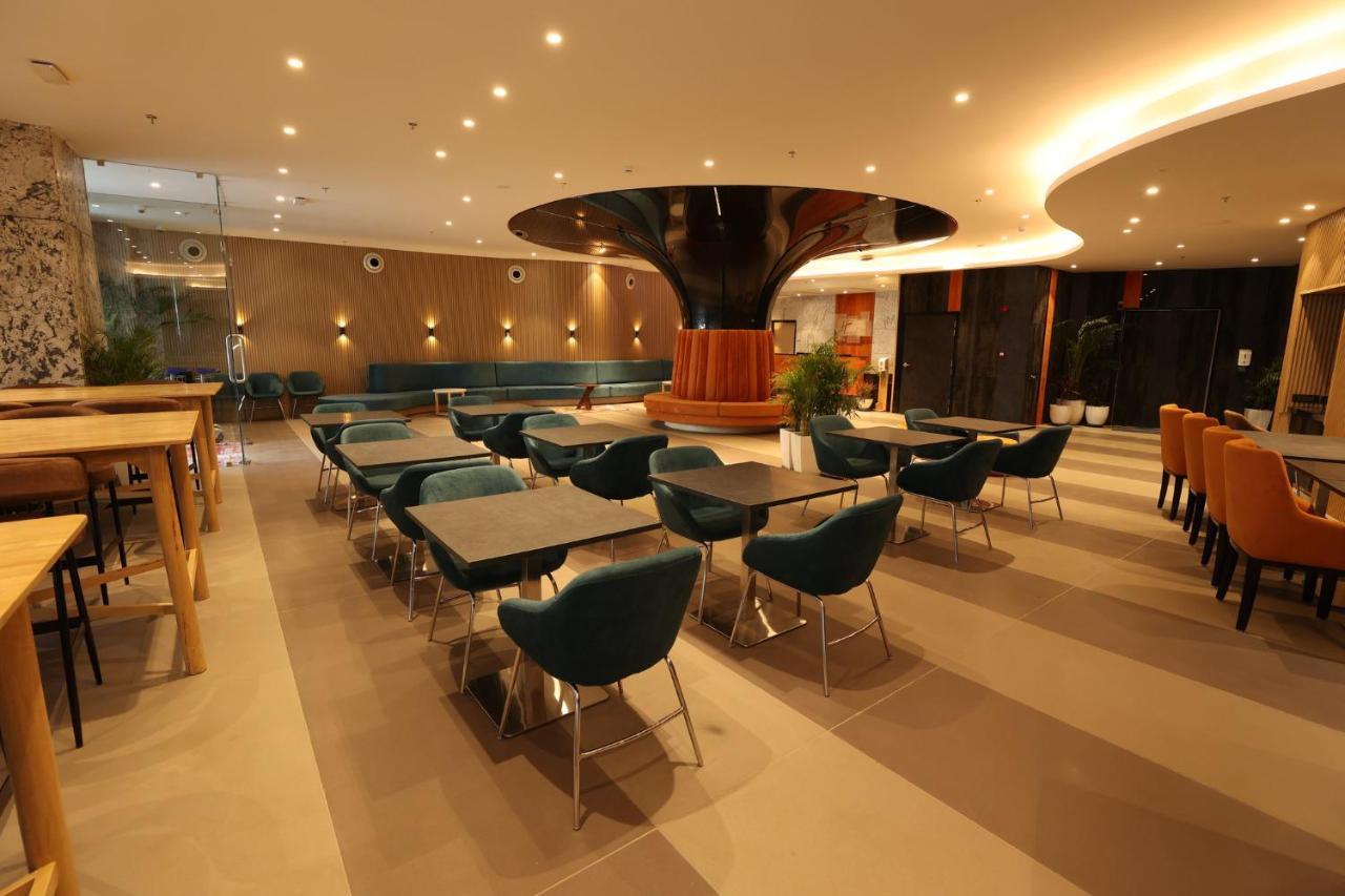Holiday Inn Express & Suites Jaipur Gopalpura エクステリア 写真