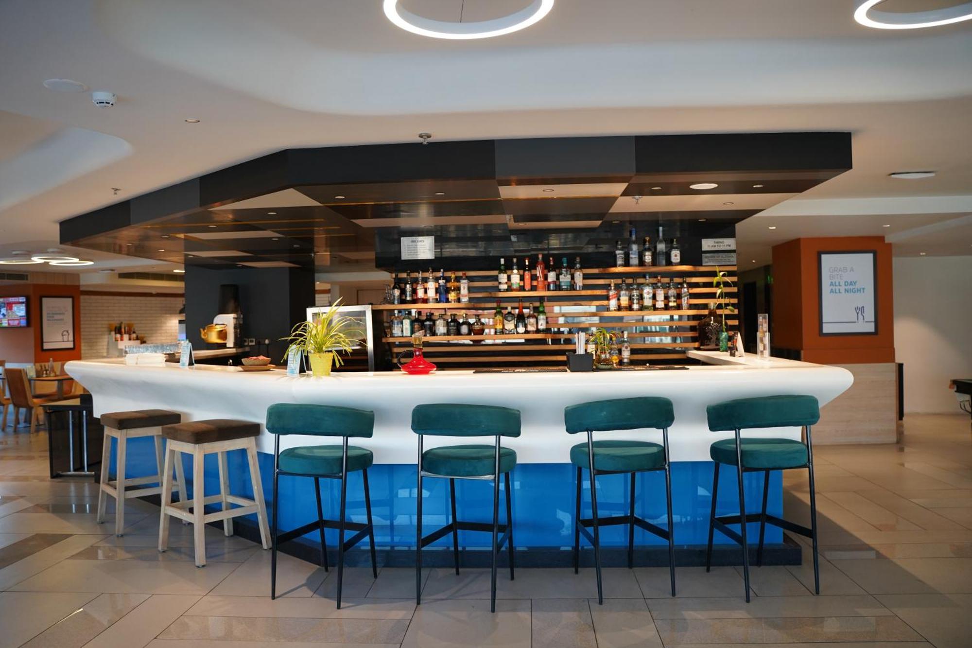 Holiday Inn Express & Suites Jaipur Gopalpura エクステリア 写真