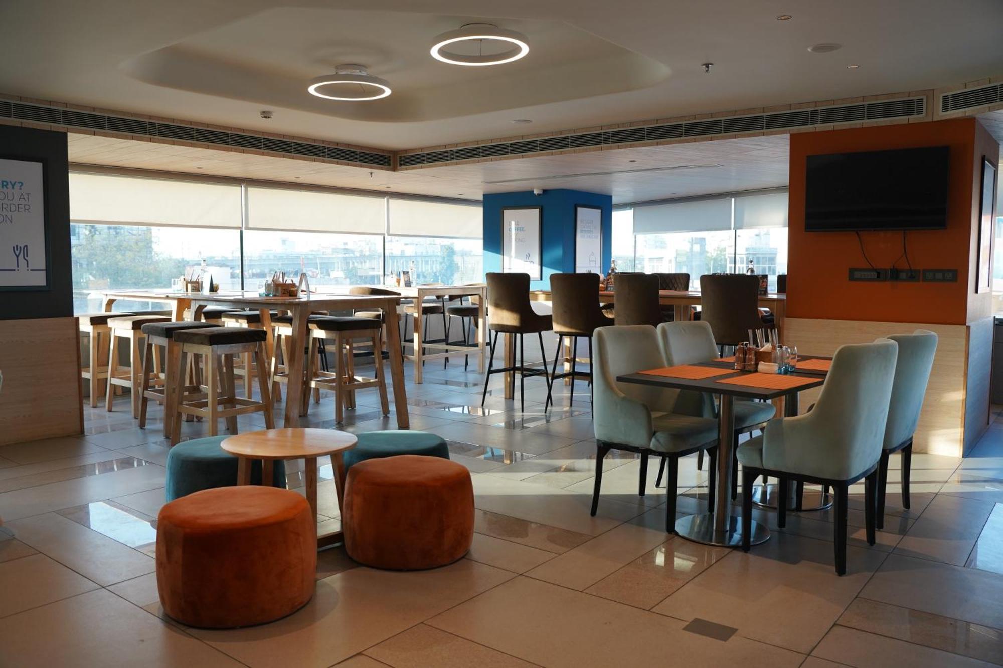 Holiday Inn Express & Suites Jaipur Gopalpura エクステリア 写真