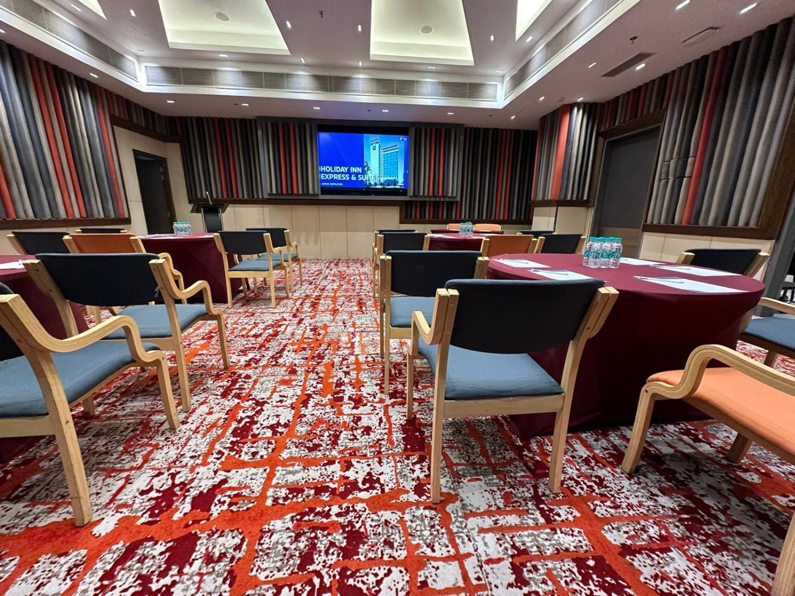 Holiday Inn Express & Suites Jaipur Gopalpura エクステリア 写真