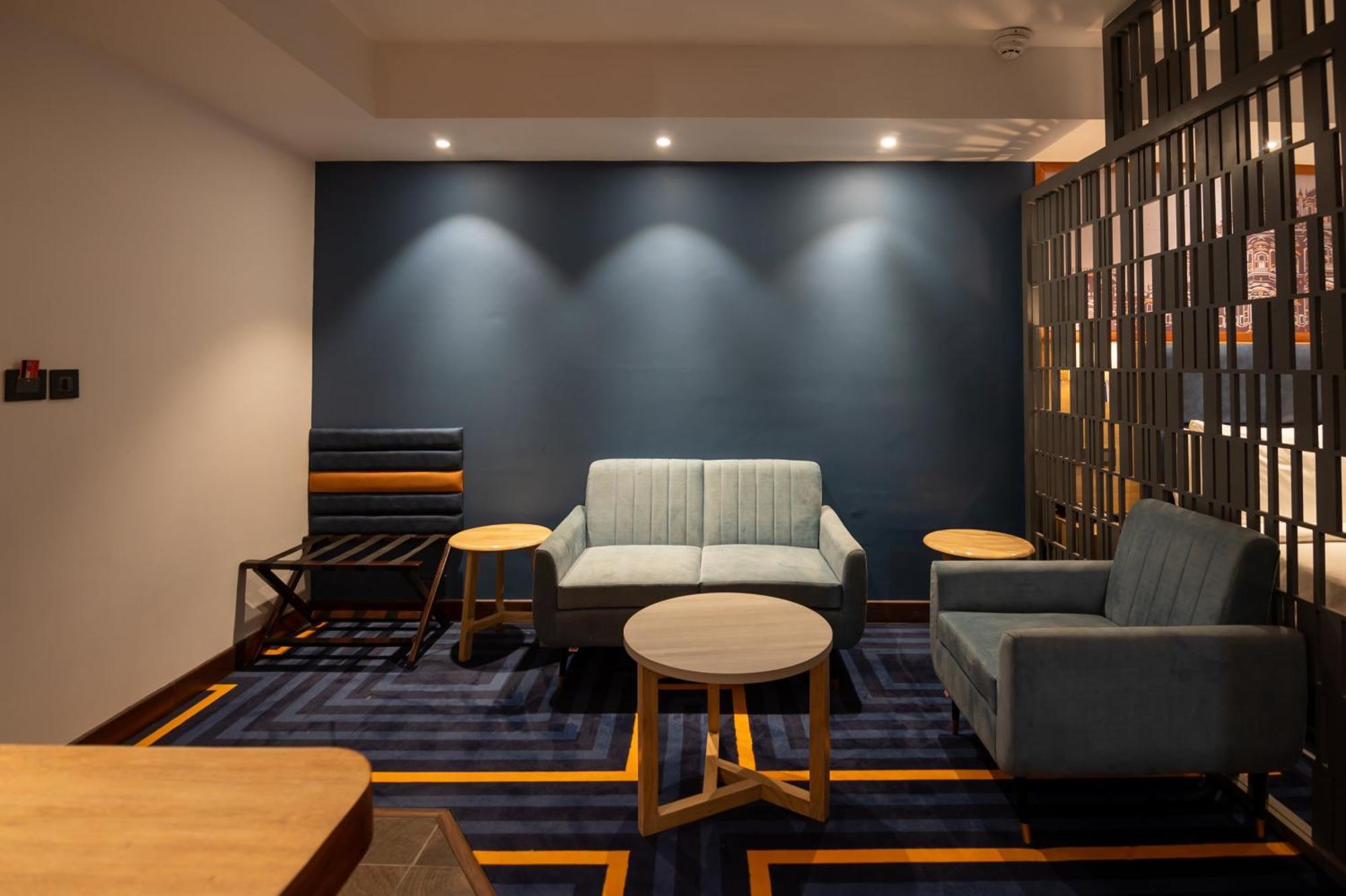 Holiday Inn Express & Suites Jaipur Gopalpura エクステリア 写真