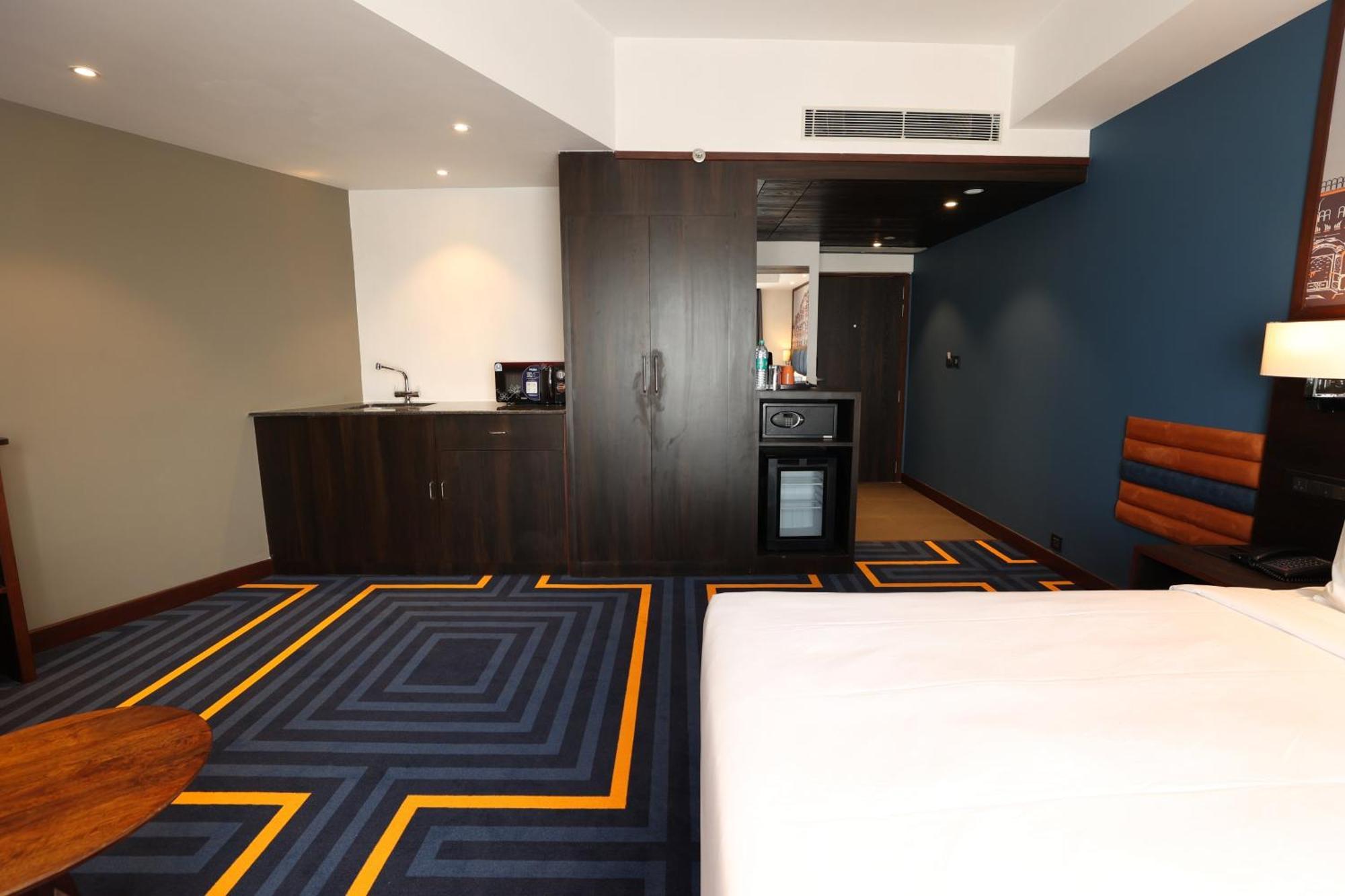 Holiday Inn Express & Suites Jaipur Gopalpura エクステリア 写真