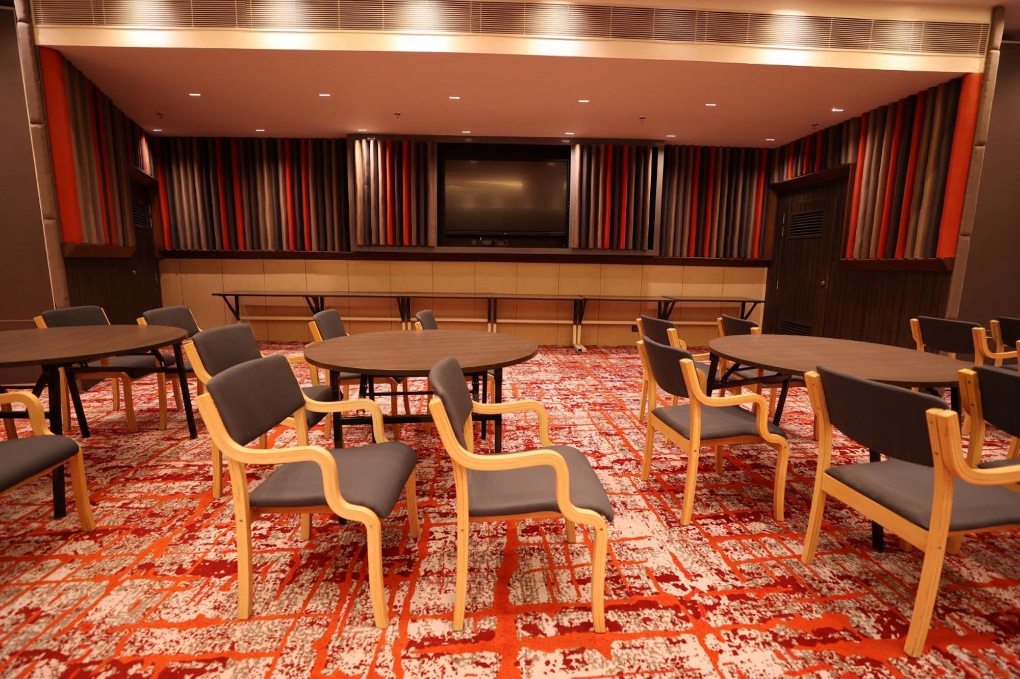 Holiday Inn Express & Suites Jaipur Gopalpura エクステリア 写真